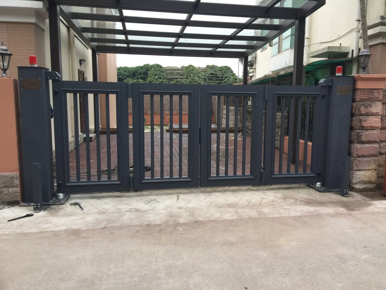 行唐县行唐县德阳市悬浮折叠门
